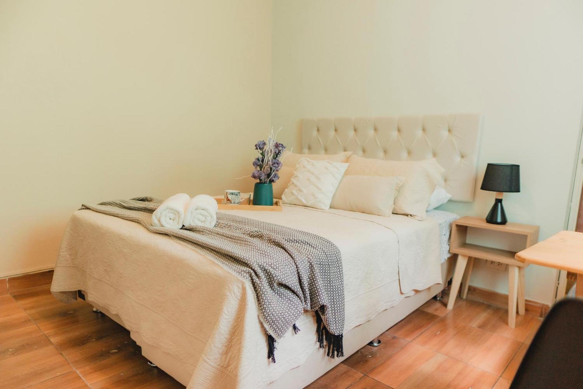 Casa Bellido - Miraflores Private Rooms - Cocina Compartida - Wifi リマ エクステリア 写真